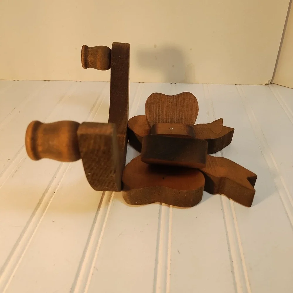 N/A vintage bow